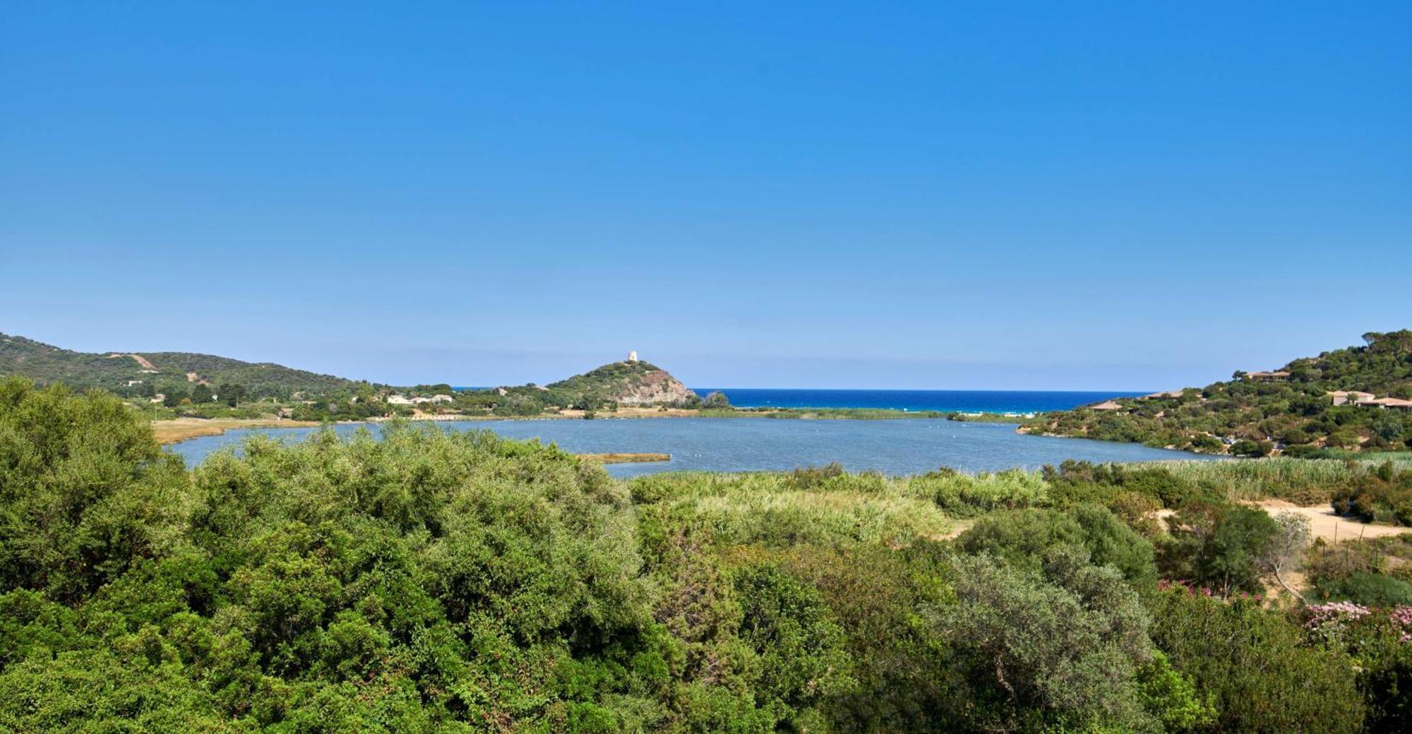 Conrad Chia Laguna Sardinia Esterno foto